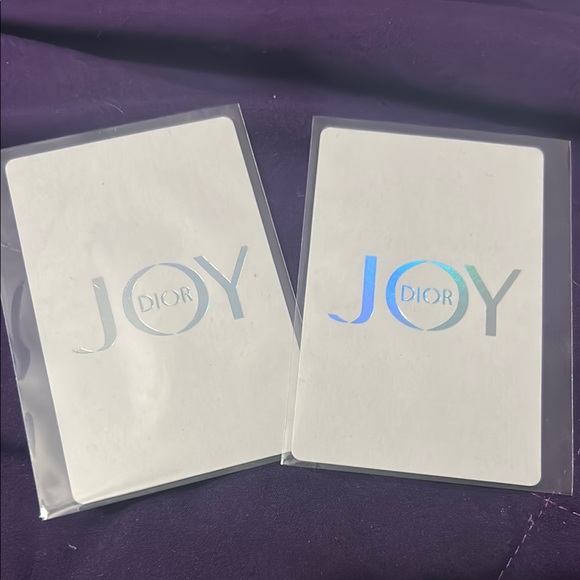 Dior Joy Holographic Cards - Picture 2 of 2
